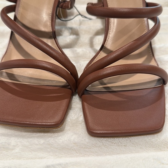BCBGeneration 3” Strappy Heeled Sandals with Square Toes.  Size 10 - Picture 4 of 8